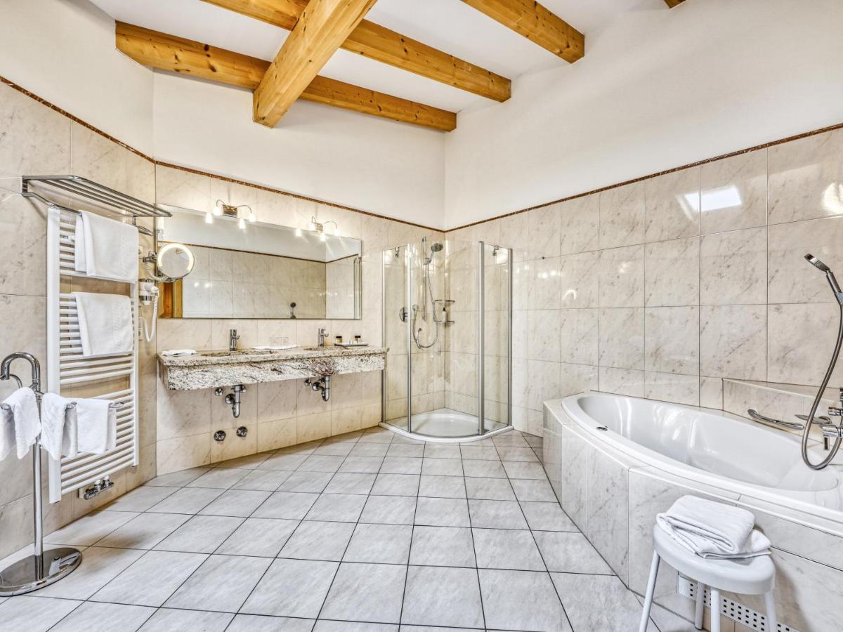 Hotel Traubenheim Тіроло Екстер'єр фото