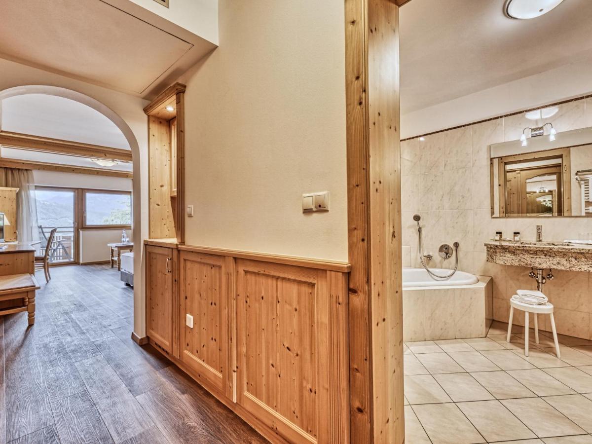 Hotel Traubenheim Тіроло Екстер'єр фото